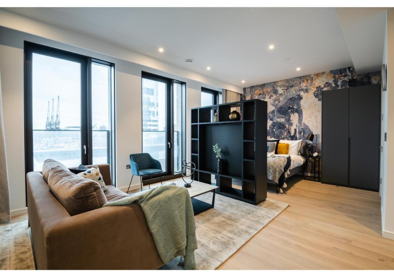Elegant And Modern Apartments In Canary Wharf Right Next To Thames London Exterior photo